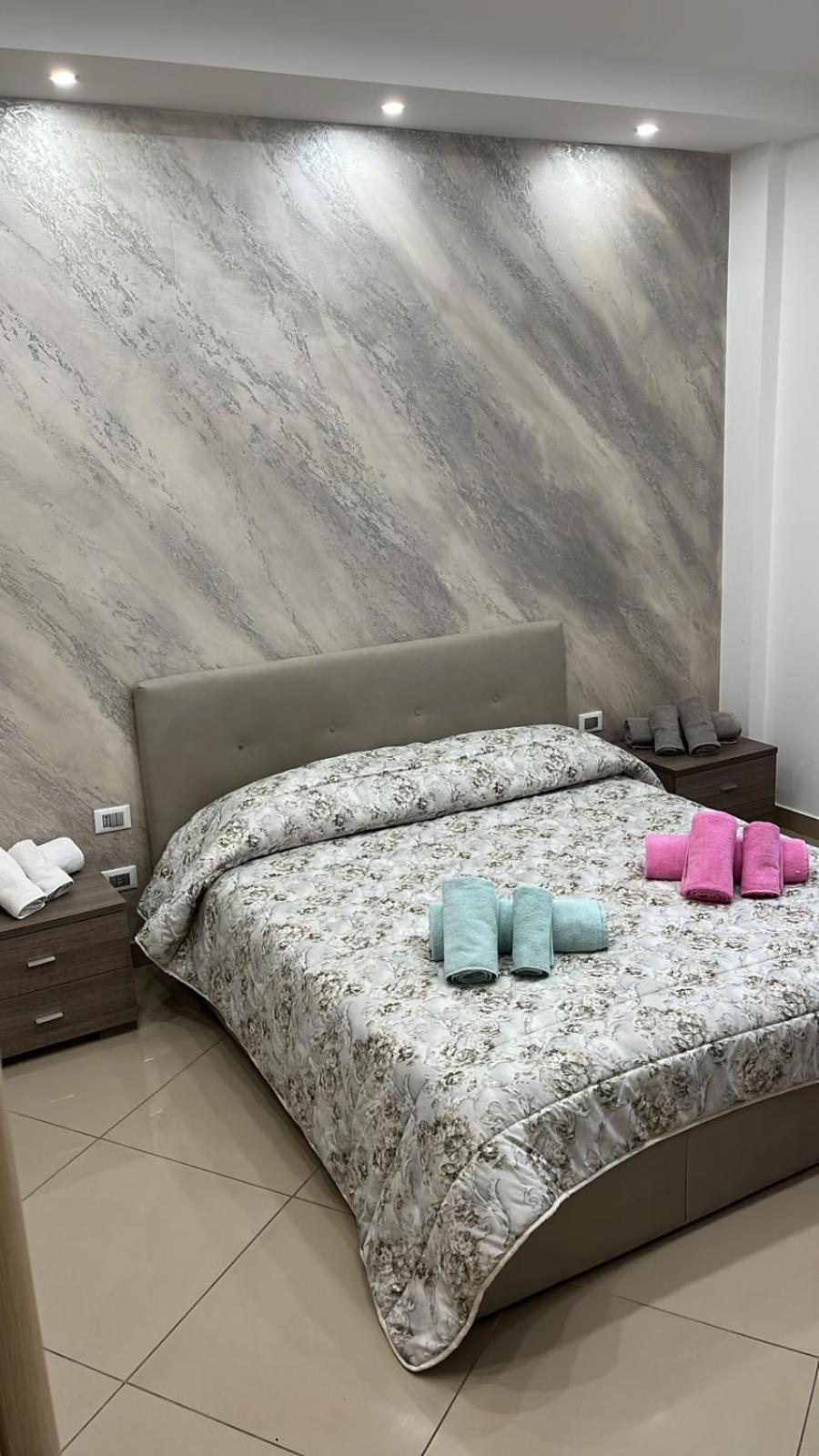 Casa Vacanza Helios Leonforte エクステリア 写真